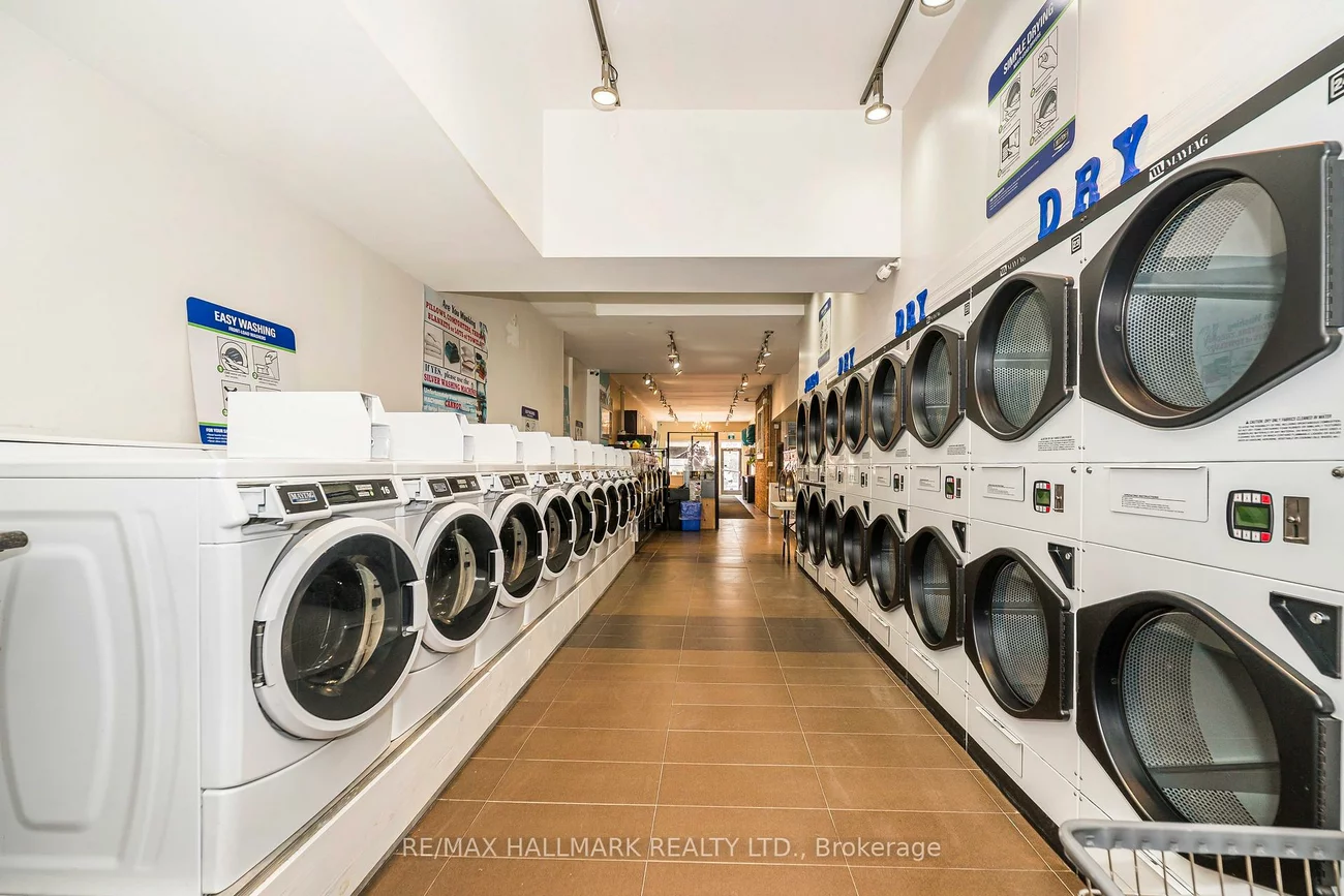 956, St Clair, Oakwood Village, Toronto