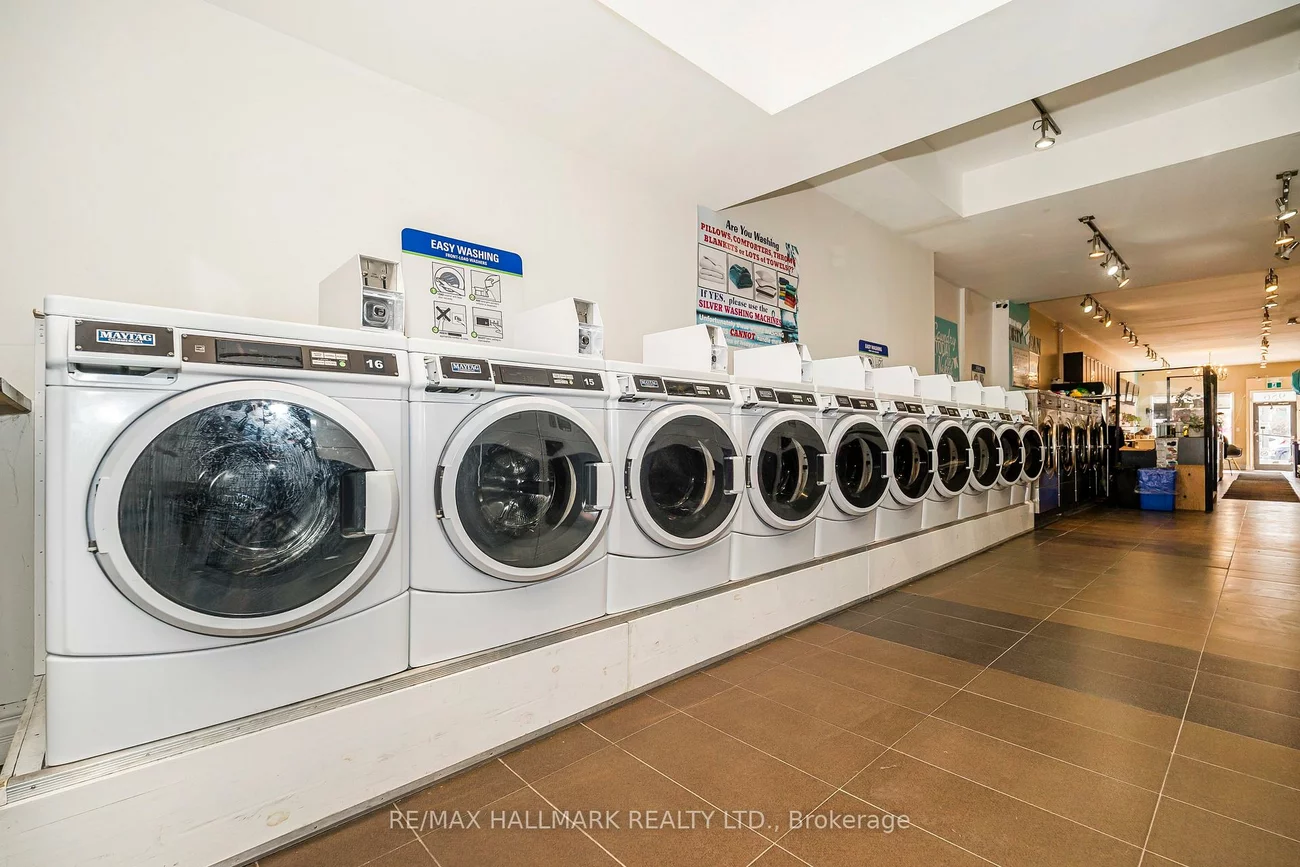 956, St Clair, Oakwood Village, Toronto