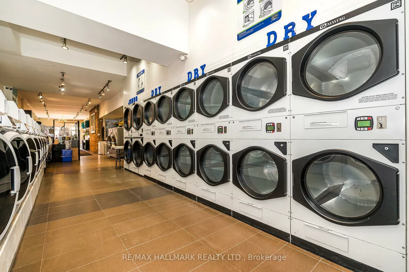 956, St Clair, Oakwood Village, Toronto