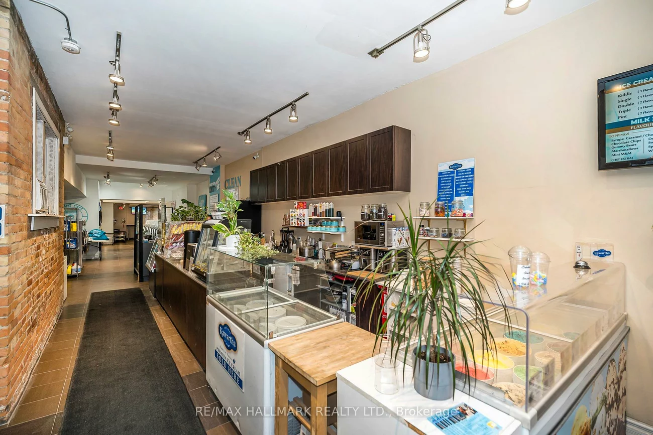 956, St Clair, Oakwood Village, Toronto