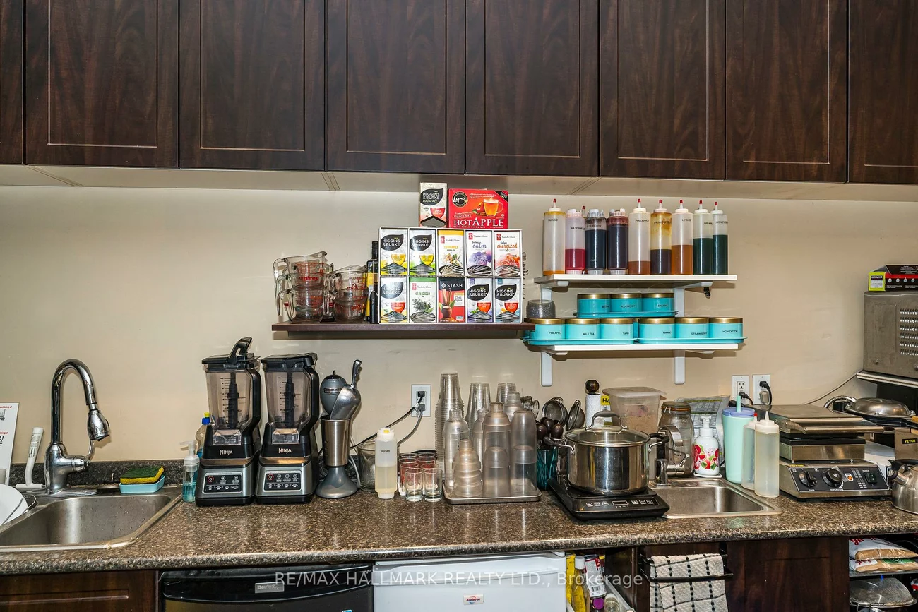 956, St Clair, Oakwood Village, Toronto