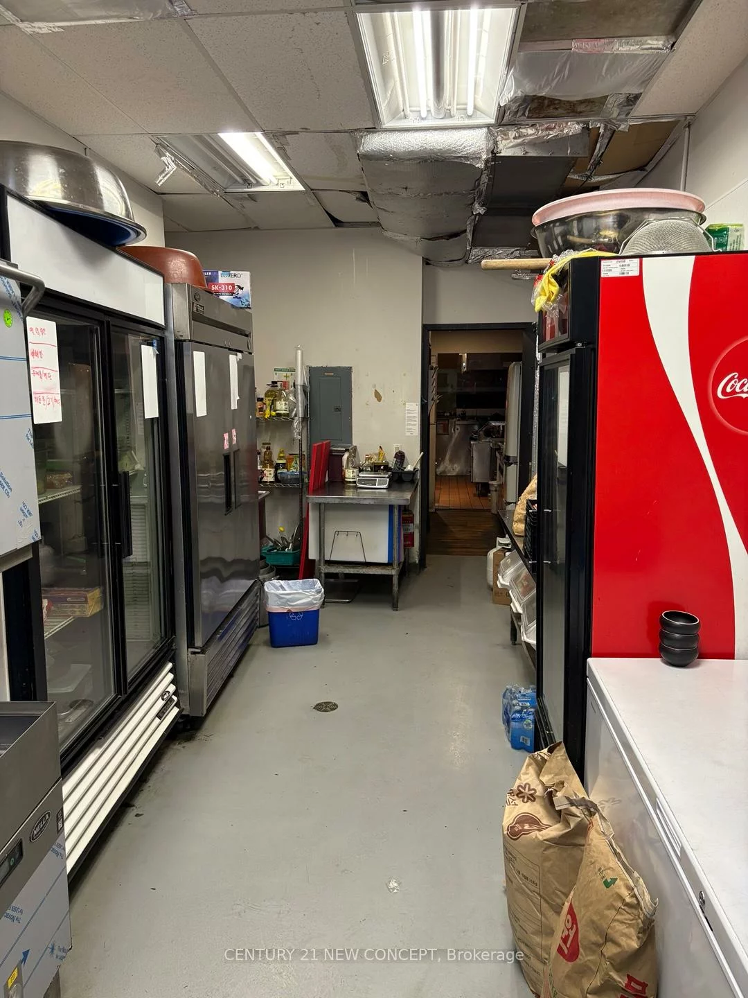 490, Queen, Kensington-Chinatown, Toronto