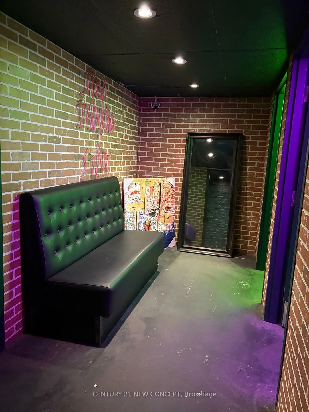 490, Queen, Kensington-Chinatown, Toronto