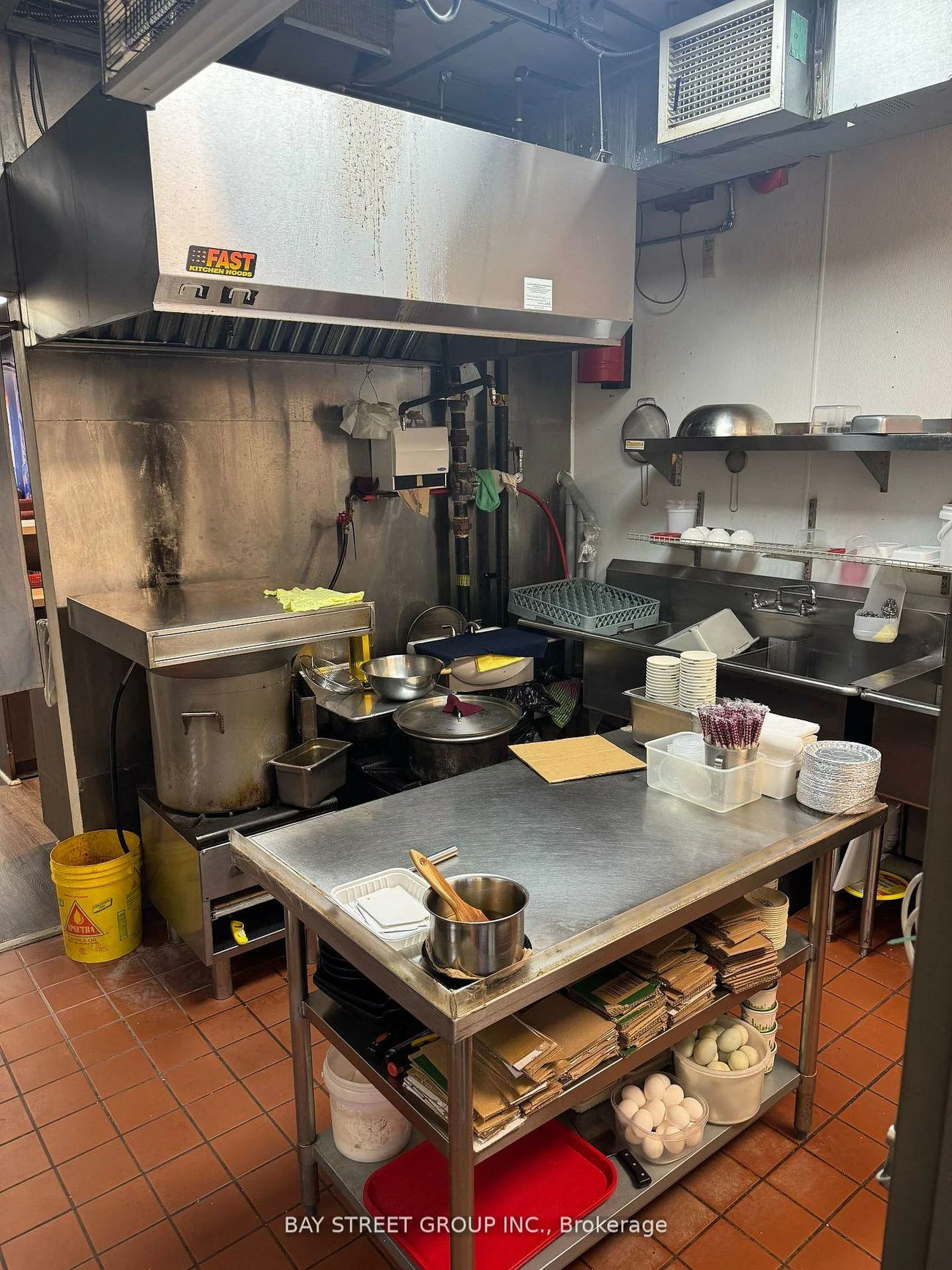 5205, Yonge, Willowdale East, Toronto