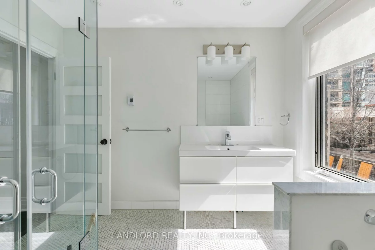 107A, Scollard, Annex, Toronto