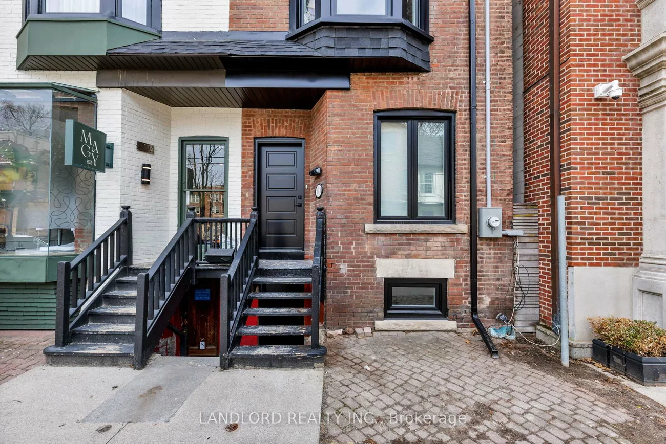 107A, Scollard, Annex, Toronto