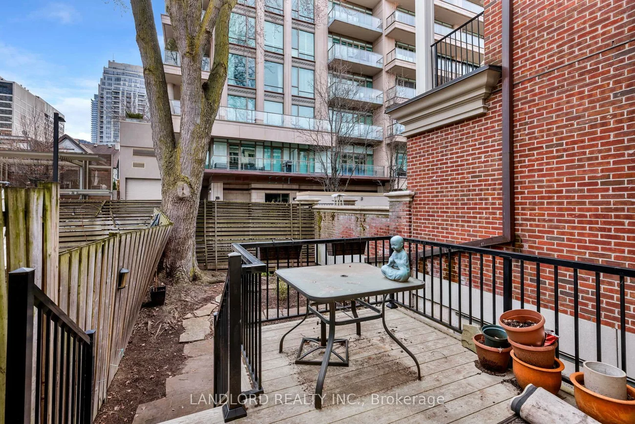 107A, Scollard, Annex, Toronto