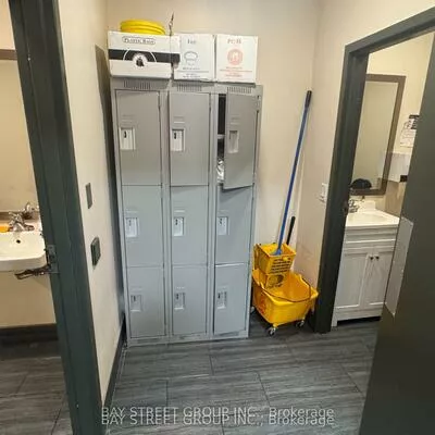 Commercial for sale, 382, Spadina, Kensington-Chinatown, Toronto