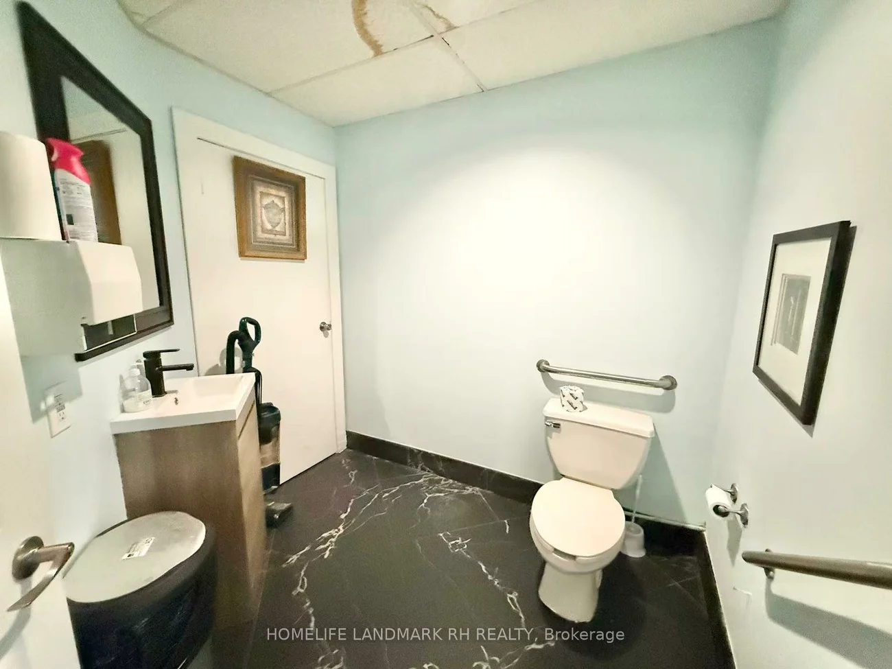 12, Queens, Waterfront Communities C1, Toronto