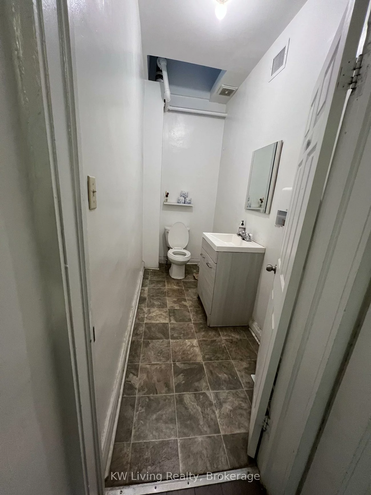 281, Dundas, Kensington-Chinatown, Toronto