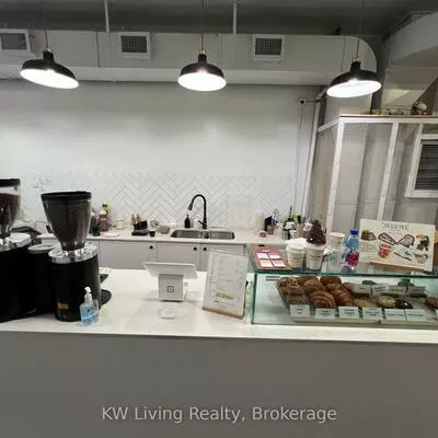 Commercial for sale, 281, Dundas, Kensington-Chinatown, Toronto