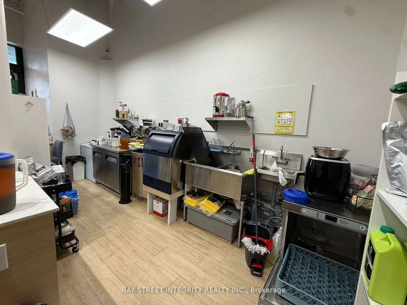 327 - 333, Queen, Waterfront Communities C1, Toronto