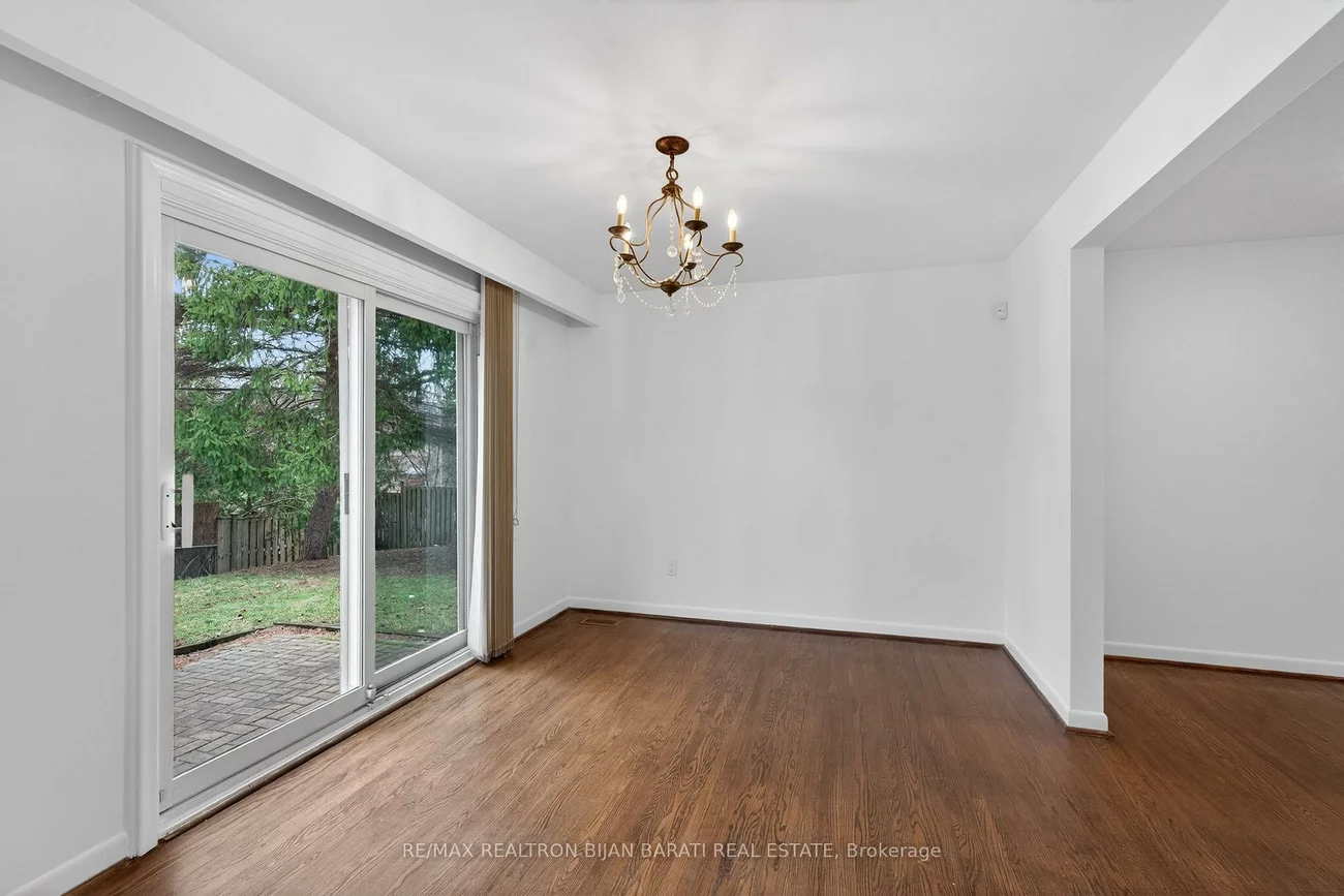 298, Newton, Newtonbrook East, Toronto