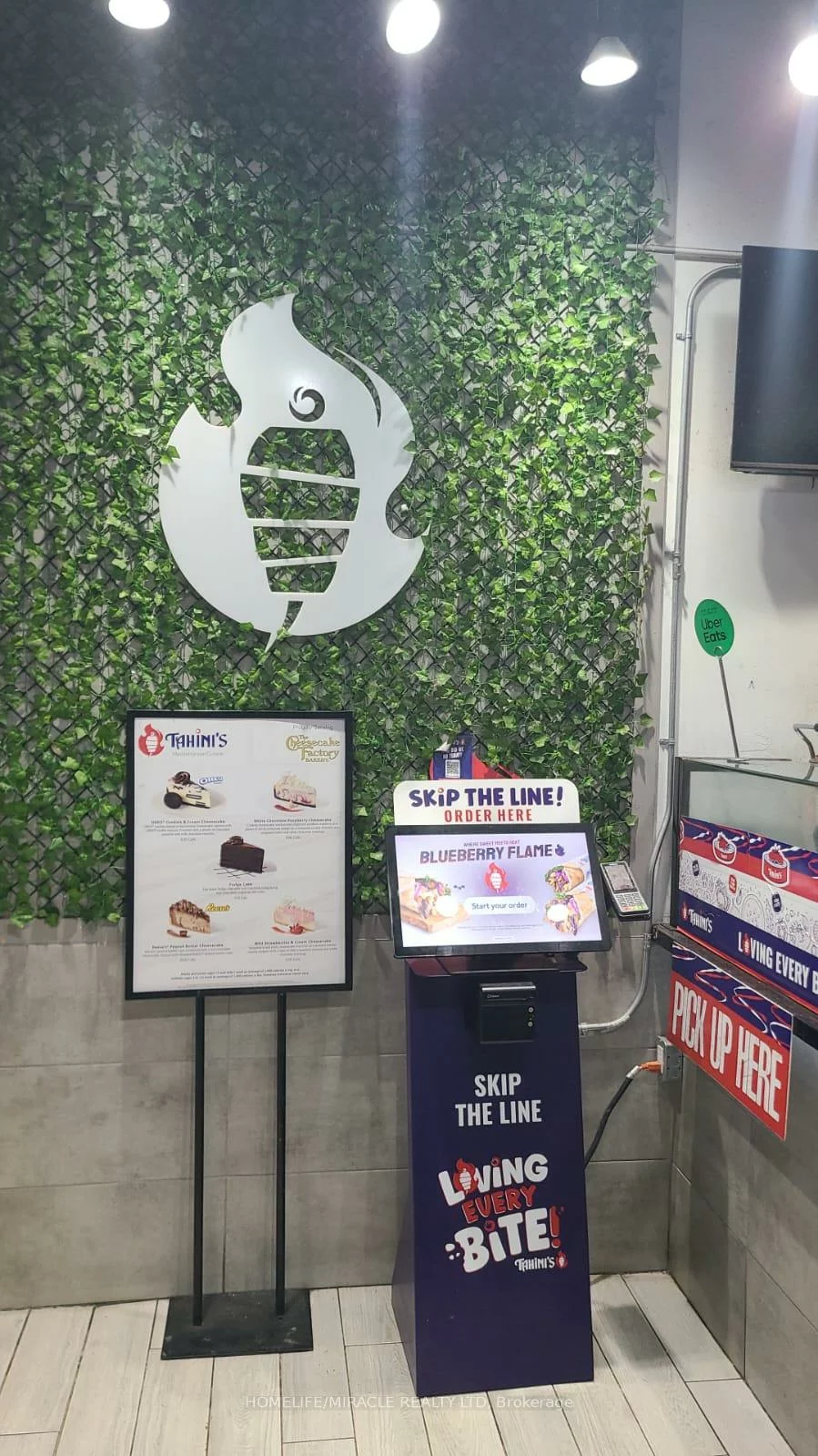 233, College, Kensington-Chinatown, Toronto