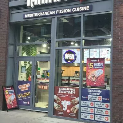 233, College, Kensington-Chinatown, Toronto