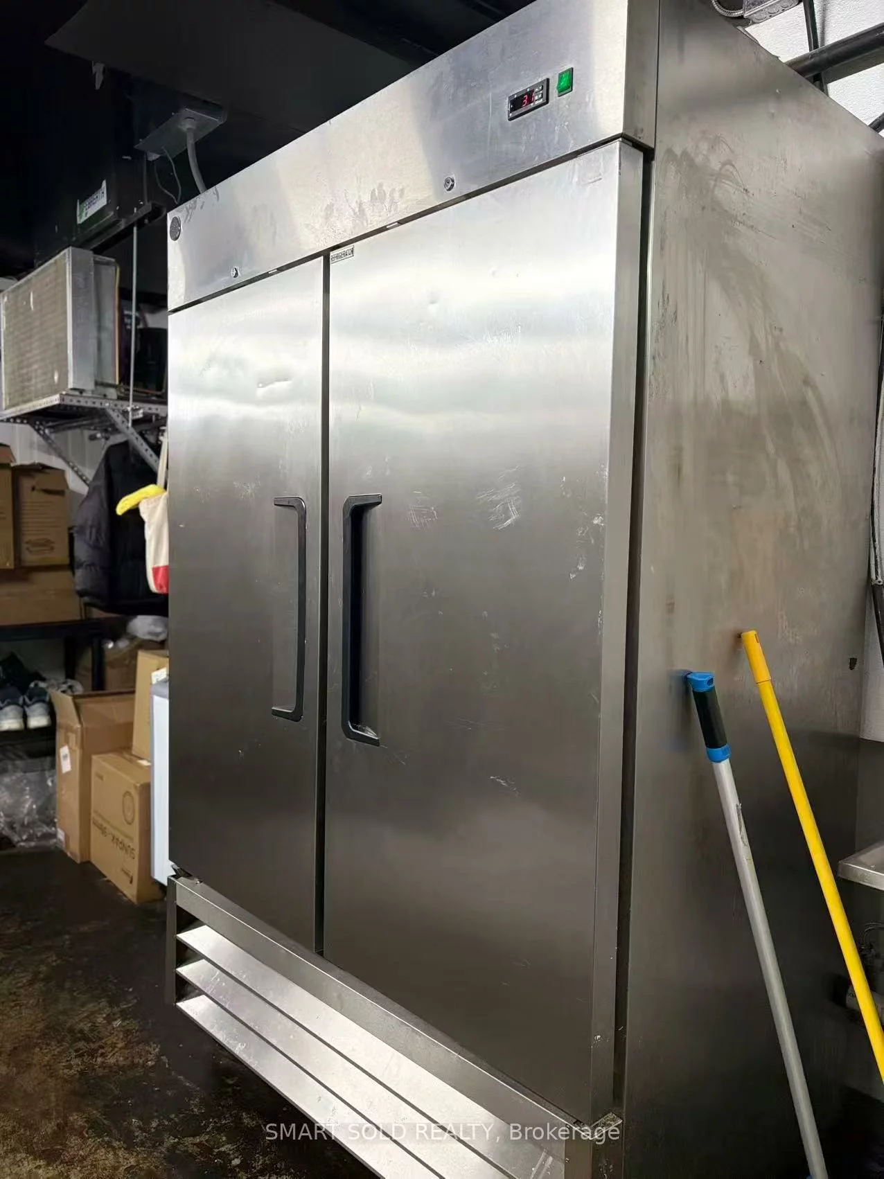 333, Spadina, Kensington-Chinatown, Toronto