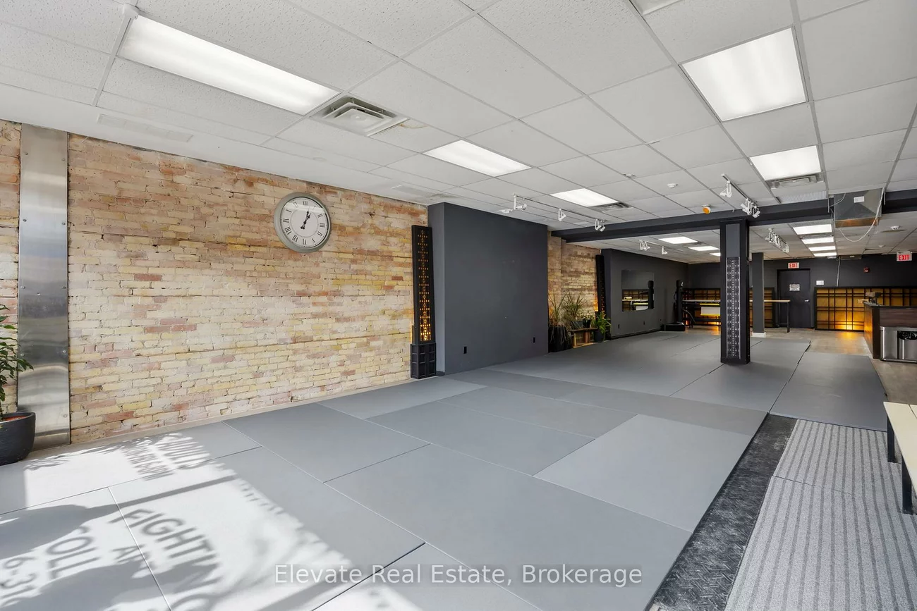 846, College, Palmerston-Little Italy, Toronto