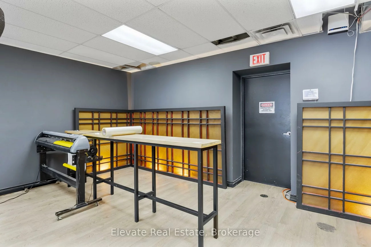 846, College, Palmerston-Little Italy, Toronto