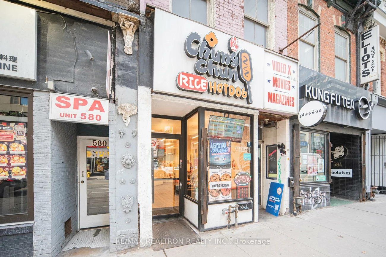 582, Yonge, Bay Street Corridor, Toronto