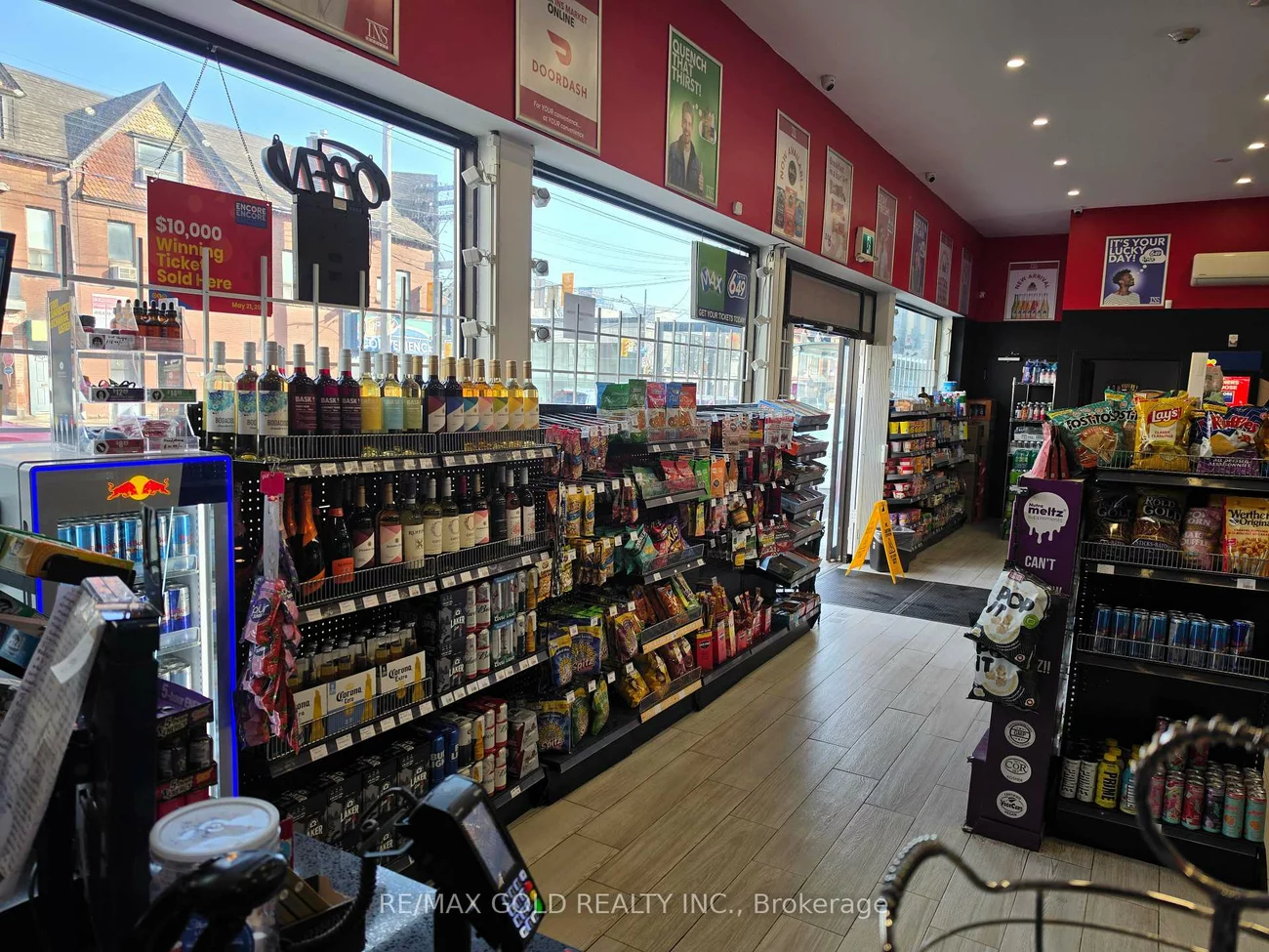 142, Avenue, Casa Loma, Toronto