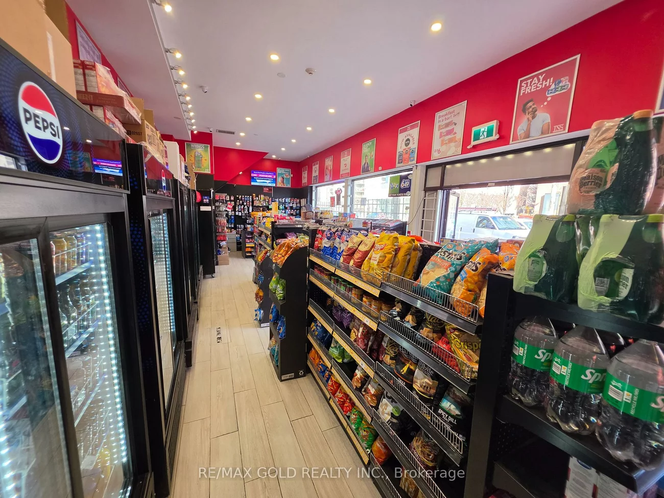 142, Avenue, Casa Loma, Toronto