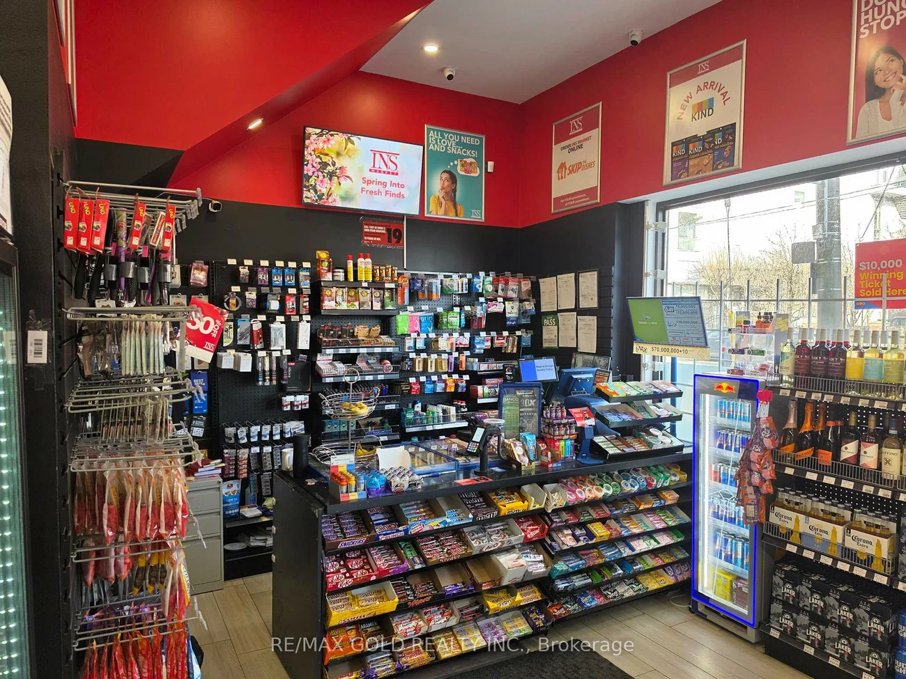 142, Avenue, Casa Loma, Toronto