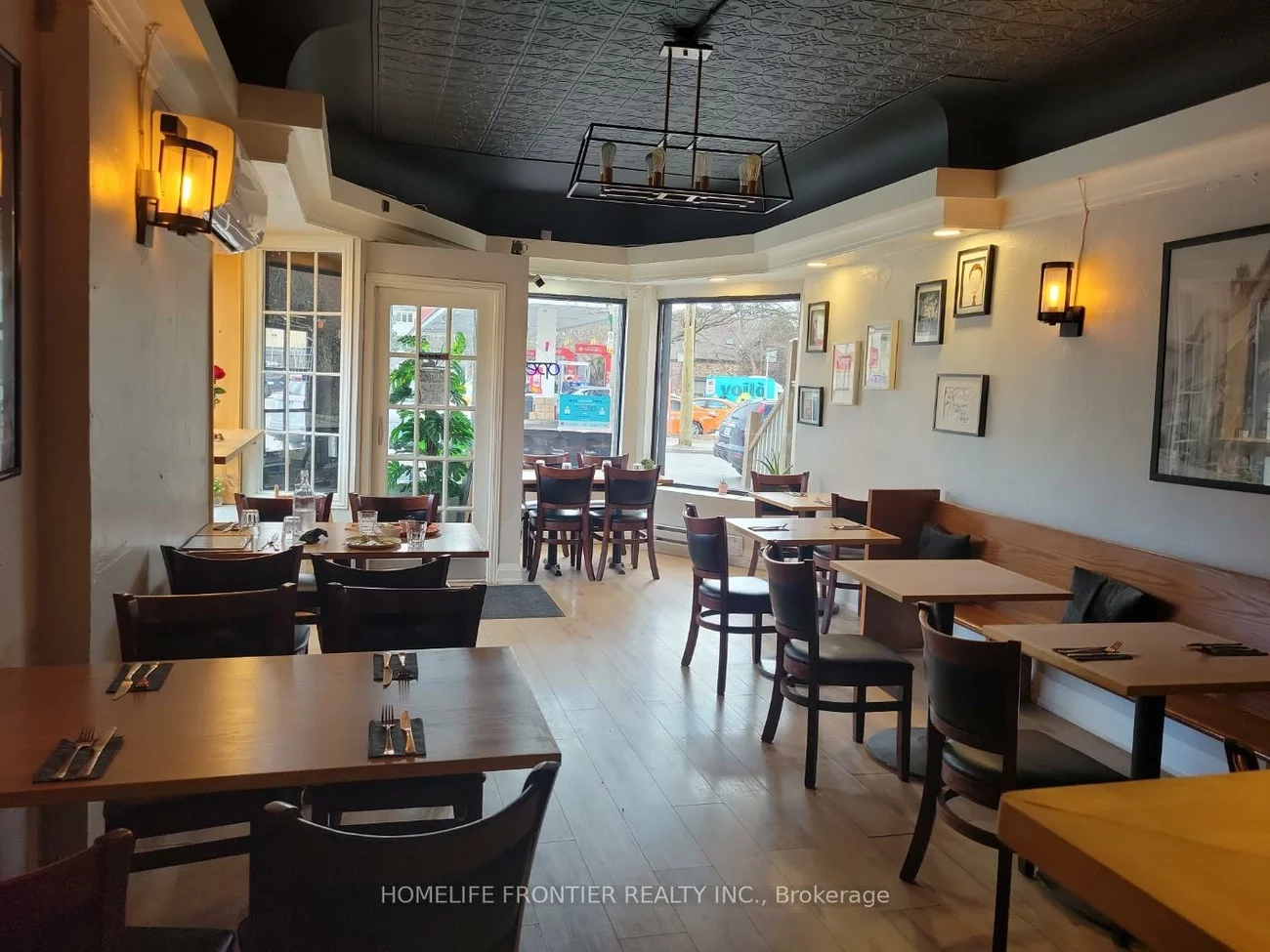 556, Parliament, Cabbagetown-South St. James Town, Toronto