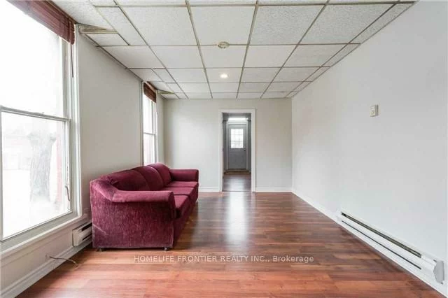 556, Parliament, Cabbagetown-South St. James Town, Toronto