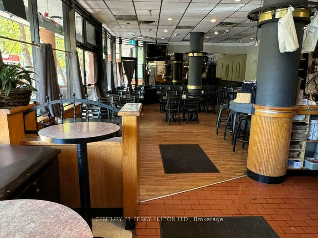 164, The Esplanade, Waterfront Communities C8, Toronto