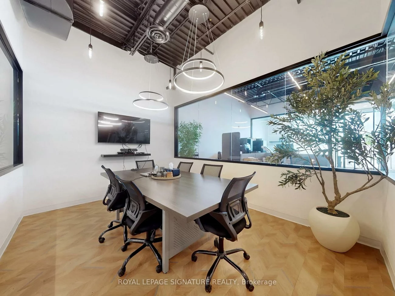 52, Scarsdale, Banbury-Don Mills, Toronto