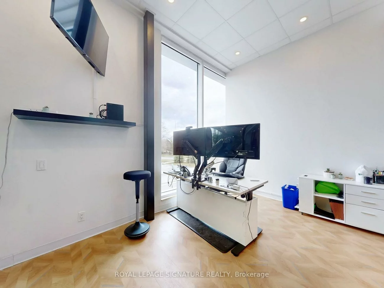 52, Scarsdale, Banbury-Don Mills, Toronto