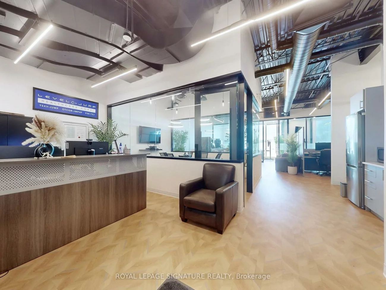 52, Scarsdale, Banbury-Don Mills, Toronto