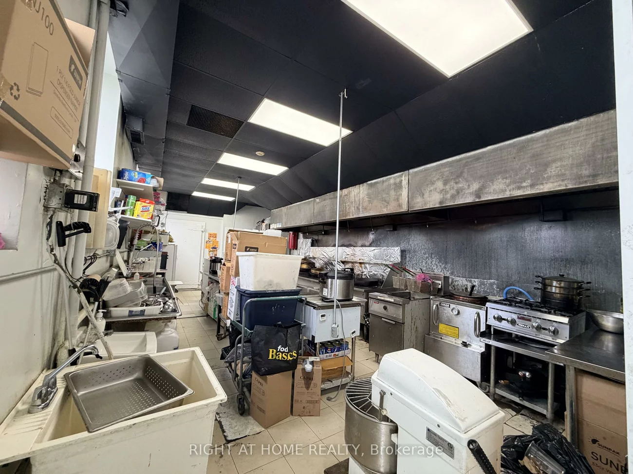 3040, Don Mills, Don Valley Village, Toronto