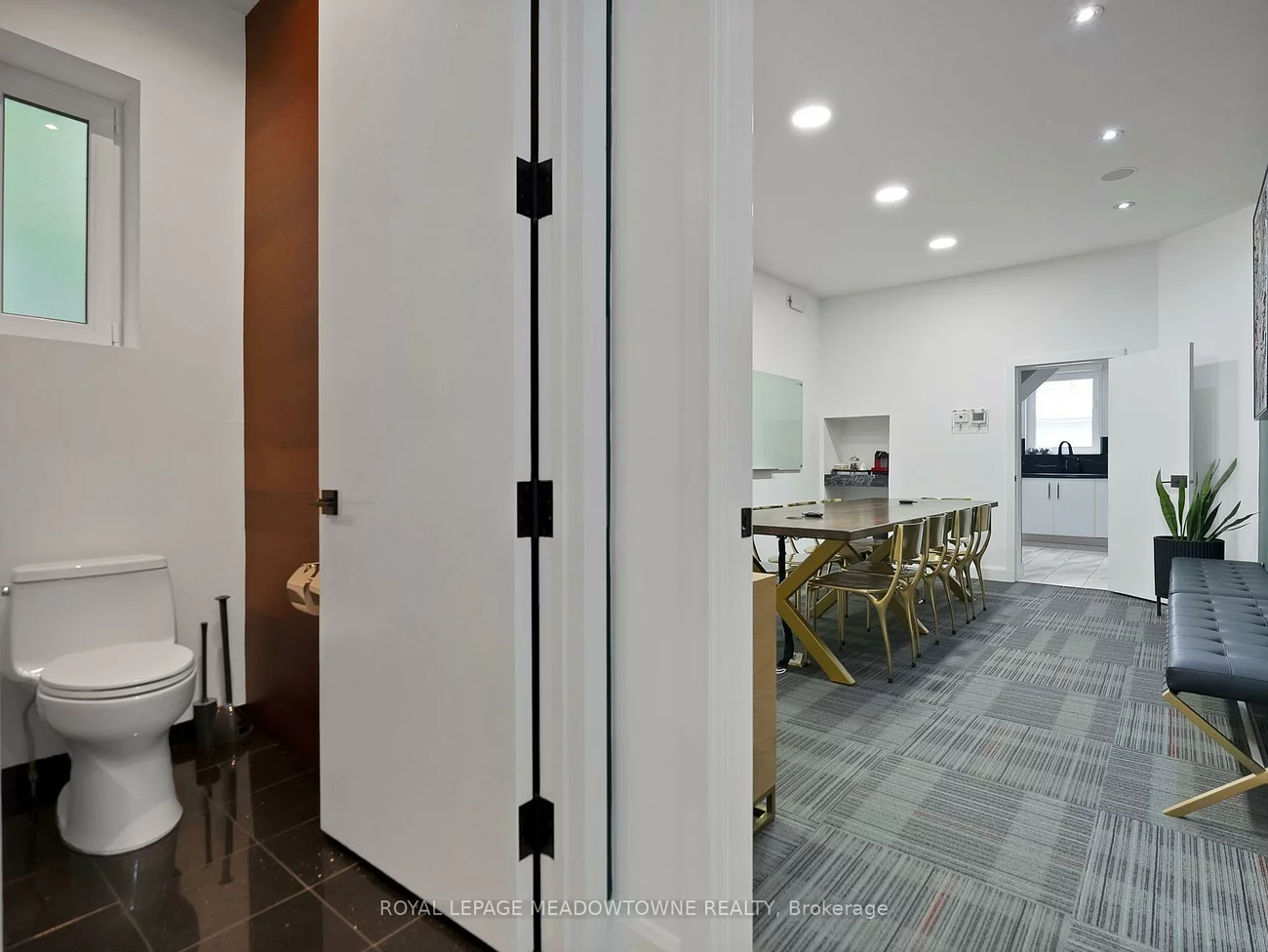 544, Richmond, Waterfront Communities C1, Toronto