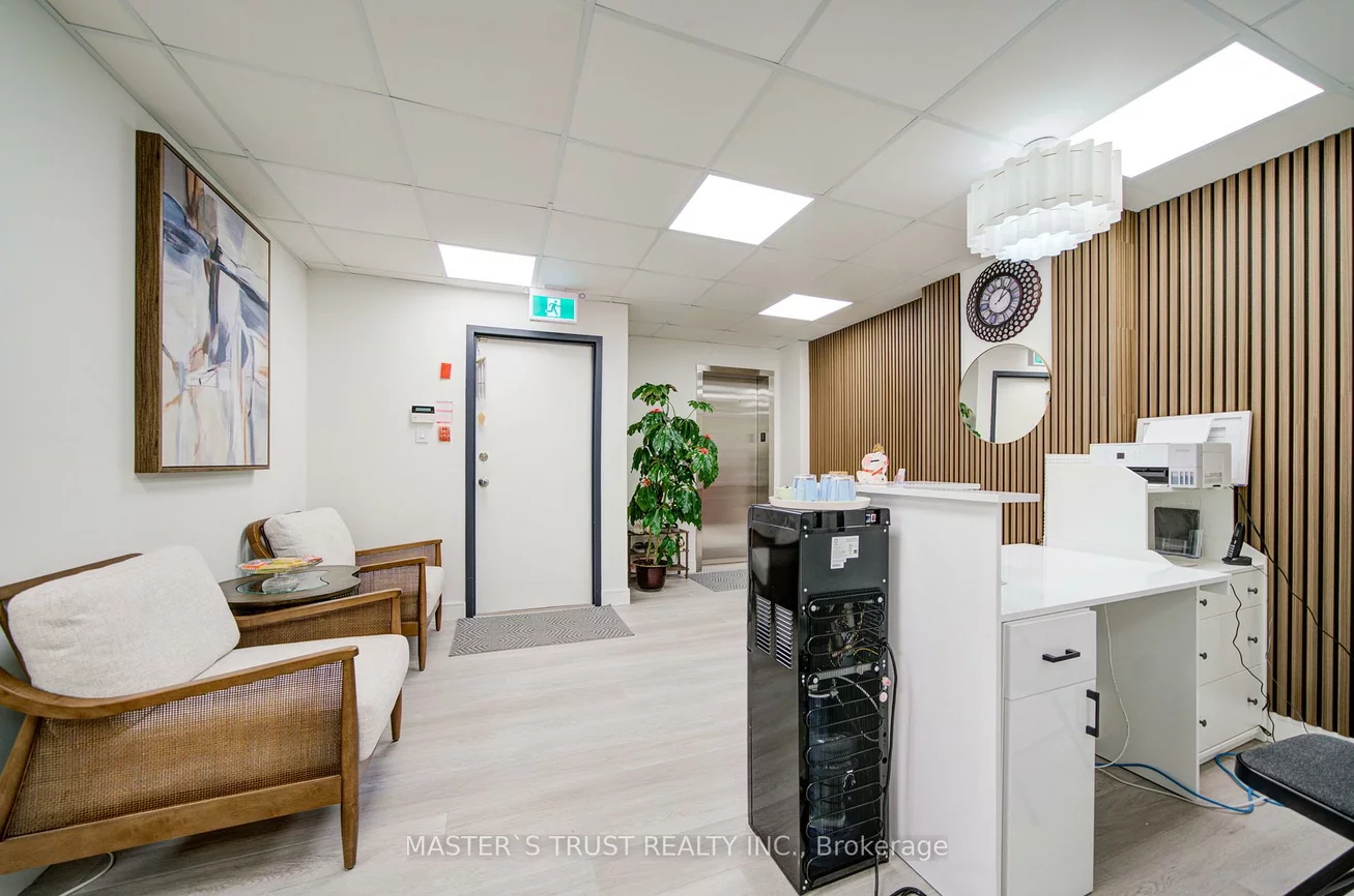 1300, Bay, Annex, Toronto