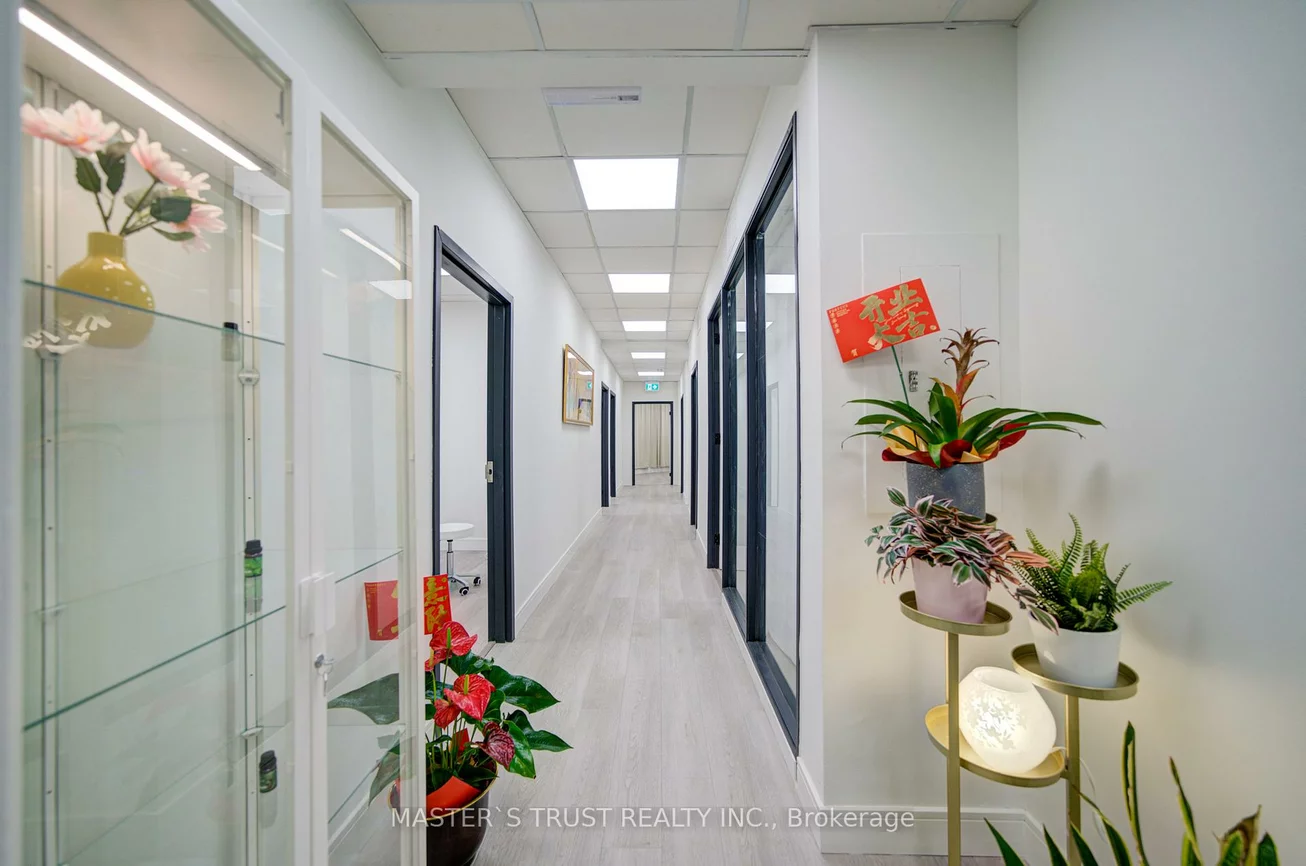 1300, Bay, Annex, Toronto