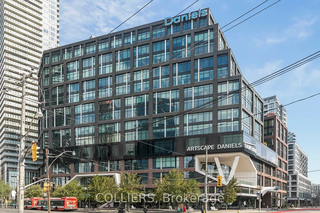 130, Queens Quay, Waterfront Communities C8, Toronto