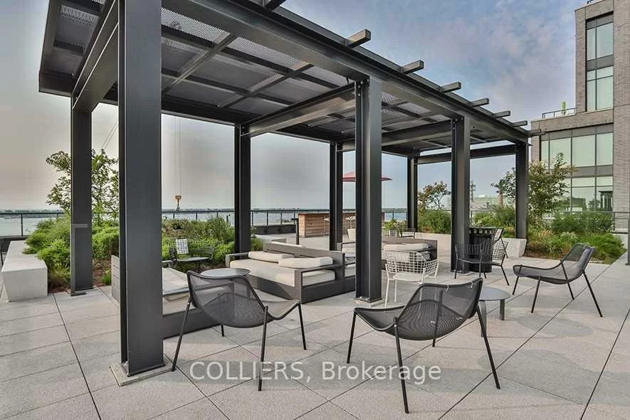 130, Queens Quay, Waterfront Communities C8, Toronto