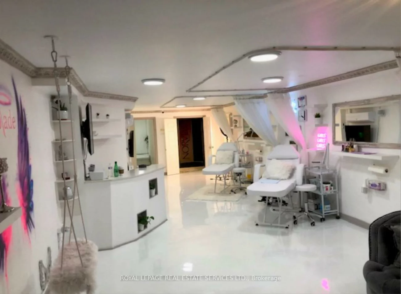 1116, College, Dufferin Grove, Toronto