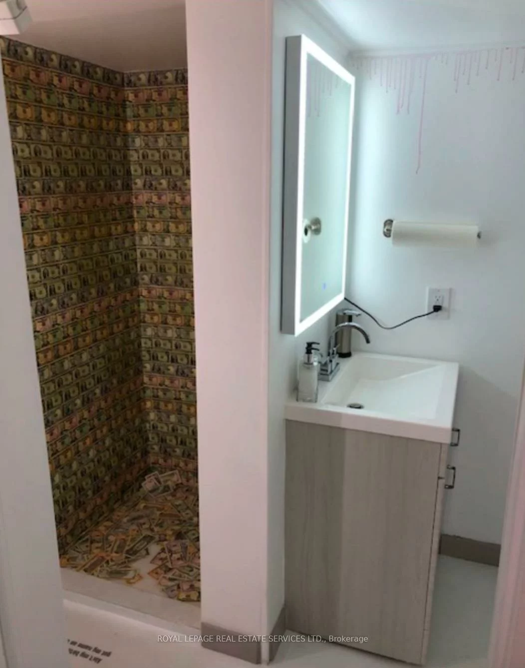 1116, College, Dufferin Grove, Toronto