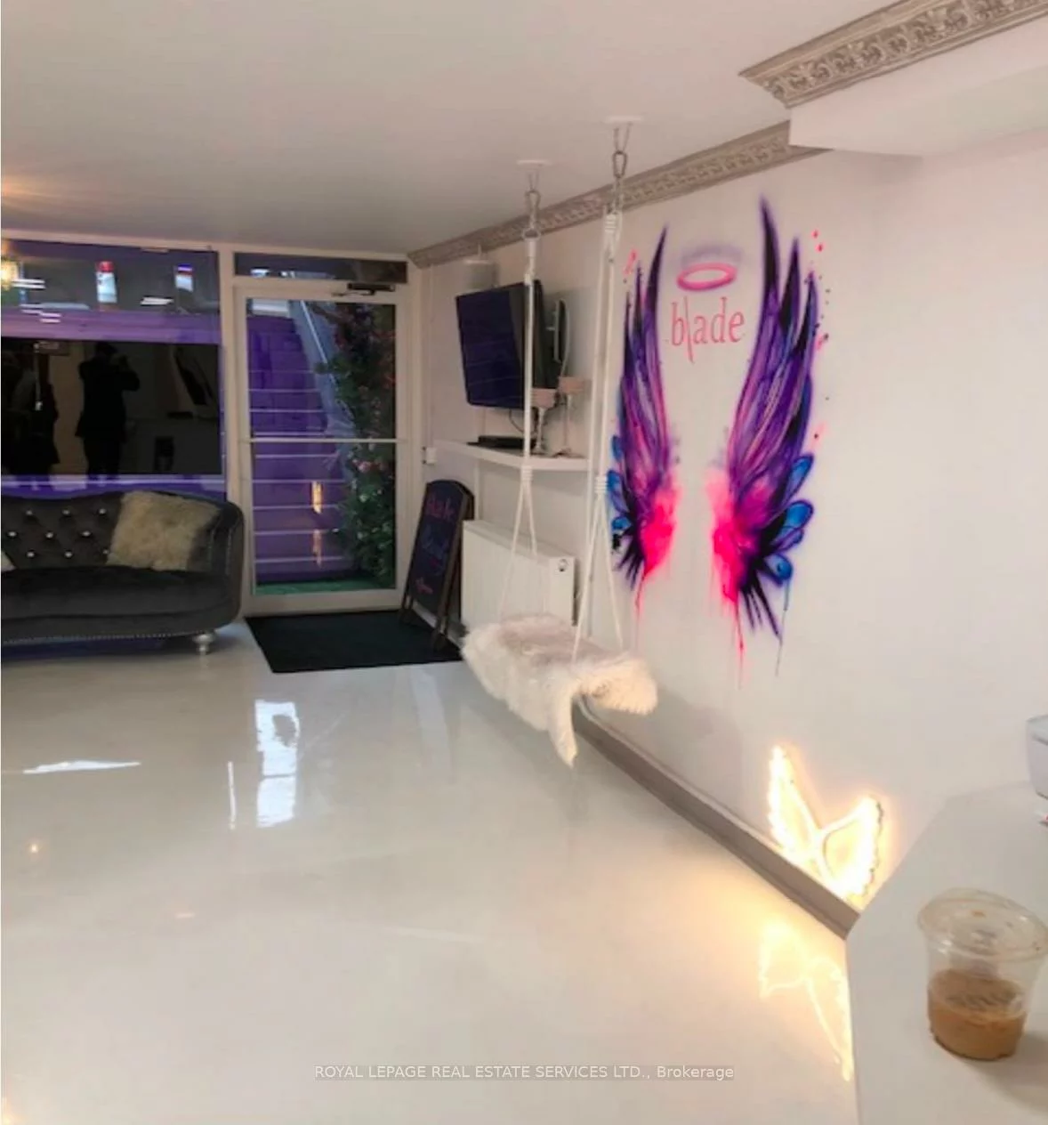 1116, College, Dufferin Grove, Toronto