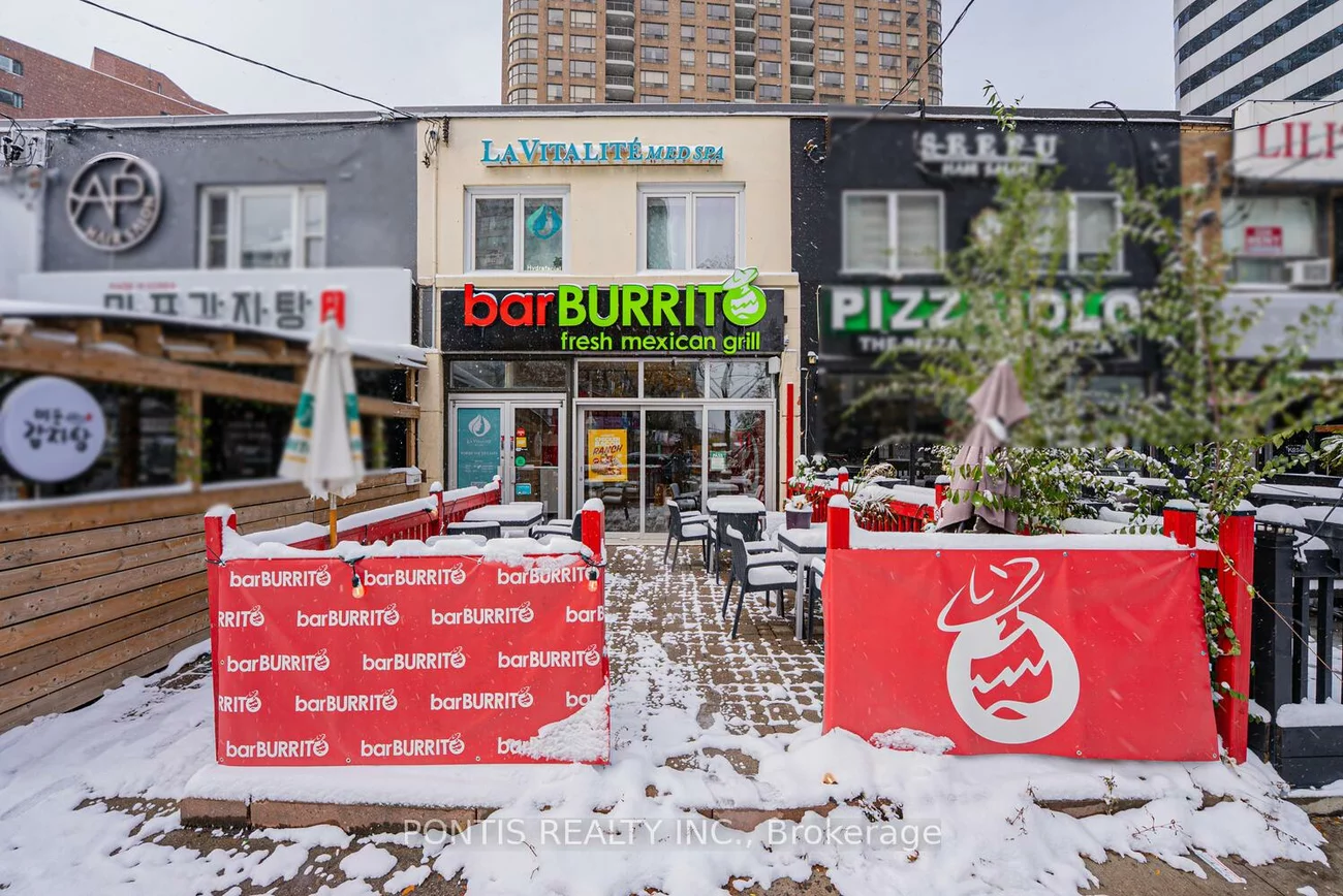 4918, Yonge, Lansing-Westgate, Toronto