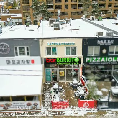 4918, Yonge, Lansing-Westgate, Toronto