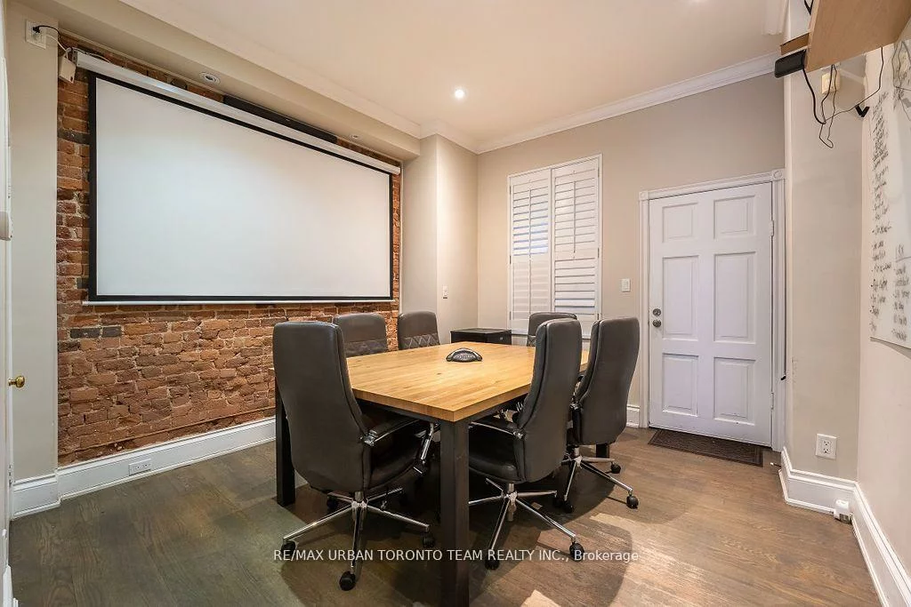 502, King, Moss Park, Toronto