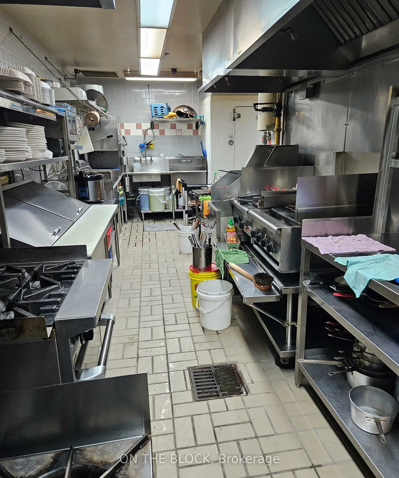 1448, Lawrence, Parkwoods-Donalda, Toronto