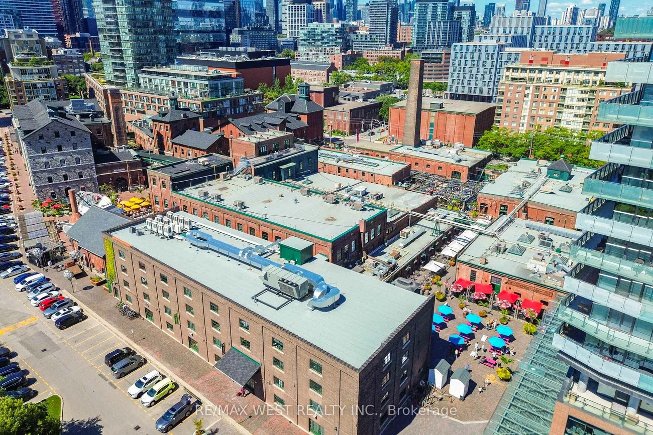 90, Distillery, Waterfront Communities C8, Toronto