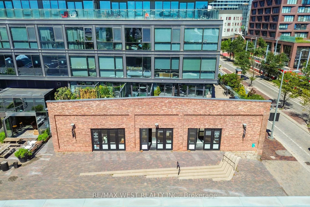 90, Distillery, Waterfront Communities C8, Toronto