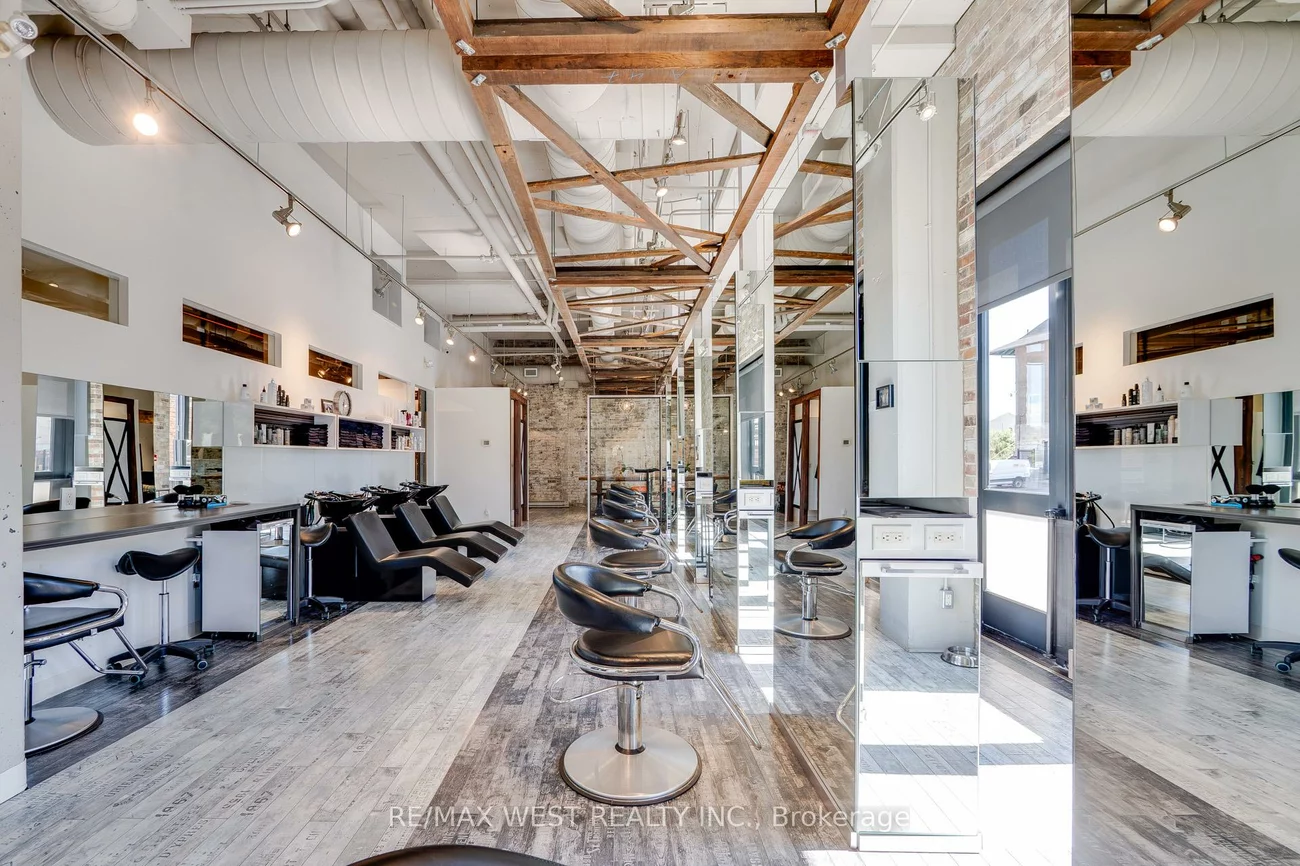 90, Distillery, Waterfront Communities C8, Toronto