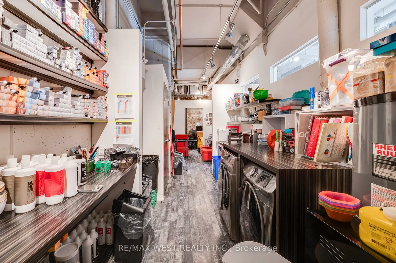 90, Distillery, Waterfront Communities C8, Toronto