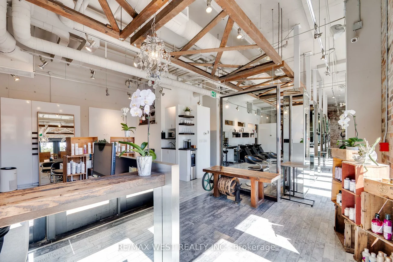 90, Distillery, Waterfront Communities C8, Toronto